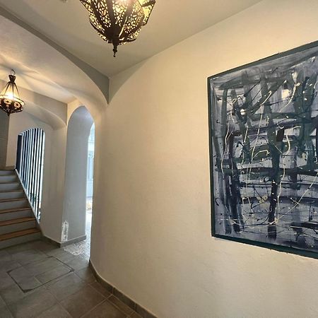 Stylish 2Br Contemporary Design Perfect Vacation Apartment Gibraltar Ngoại thất bức ảnh