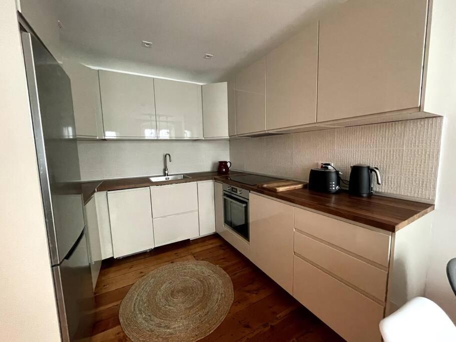Stylish 2Br Contemporary Design Perfect Vacation Apartment Gibraltar Ngoại thất bức ảnh