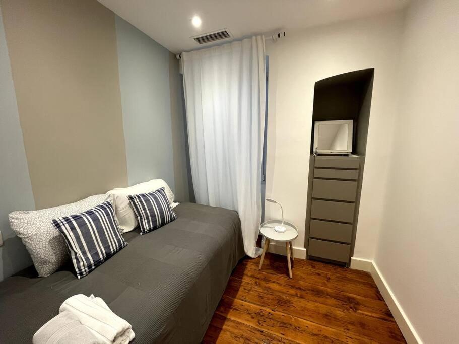 Stylish 2Br Contemporary Design Perfect Vacation Apartment Gibraltar Ngoại thất bức ảnh